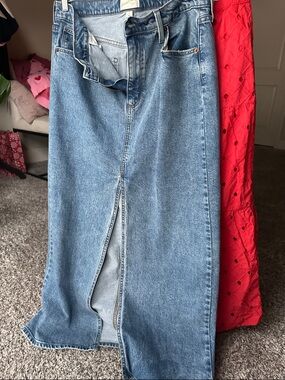 Universal Thread High-Rise Light Blue Denim Skirt with Front Slit